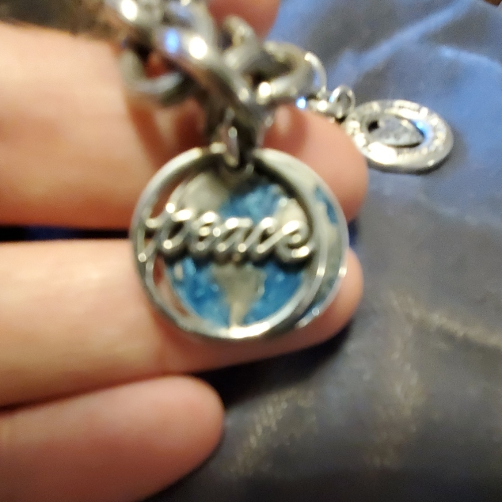 Brighton Peace&Love charm bracelet 🕊💙
